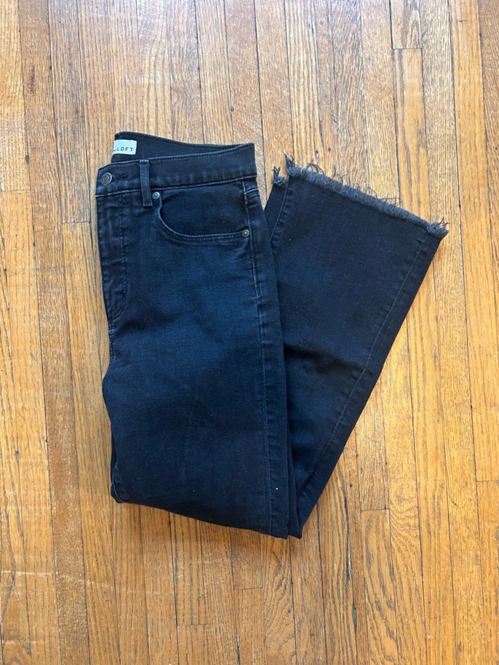 LOFT The Kick Crop Jean - Black